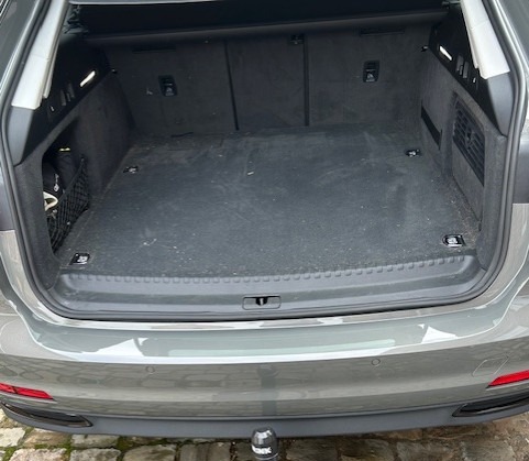 Audi Koffer Voor - Voor en Na